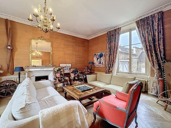 Vente Maison de luxe Auxerre 6 Pièces 400 m²