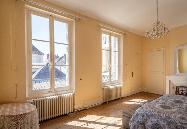 Vente Maison de luxe Auxerre 6 Pièces 400 m²