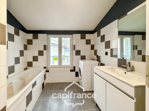 Immeuble à vendre SAINT VALLIER (26)