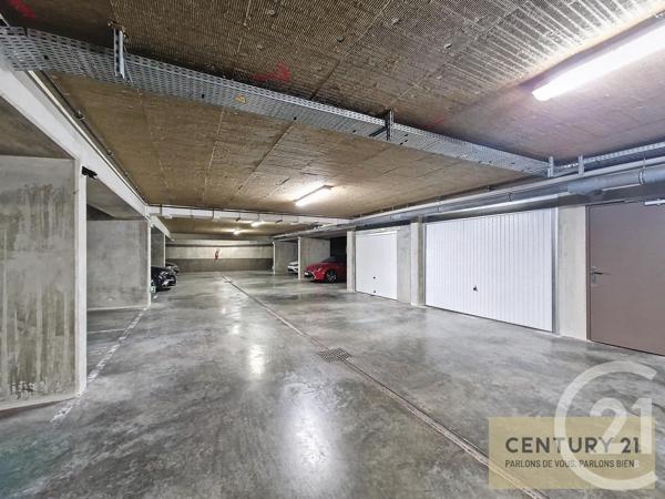 Parking à vendre  12,50 m2 ISTRES - 13