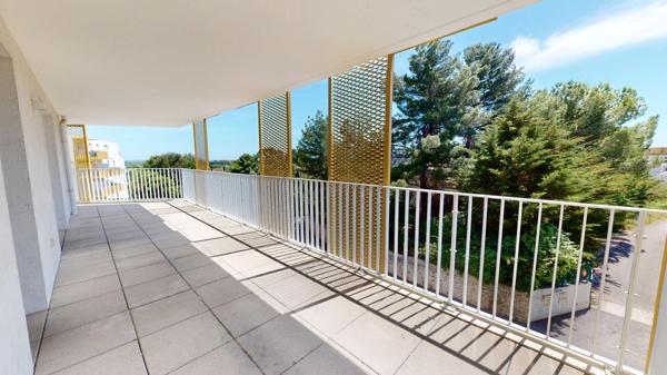 À VENDRE - Appartement T3 avec grande terrasse - Résidence récente - secteur croix d'argent