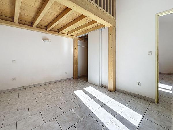 Valence maisonnette en copropriété de 47.1 m² terrasse de 28m²