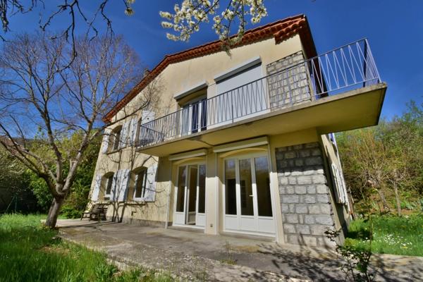 Maison à vendre 6 pièces DIGNE LES BAINS (04)