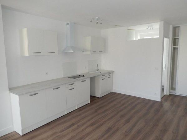 Grand studio 34 m2 :  Rue Du Mirail