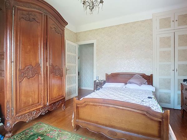 A vendre BILLERE limitrophe PAU Maison de 117 m² avec 4 chambres terrasse garage proche des commodités