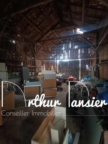 Belle maison en pierre avec piscine et séchoir