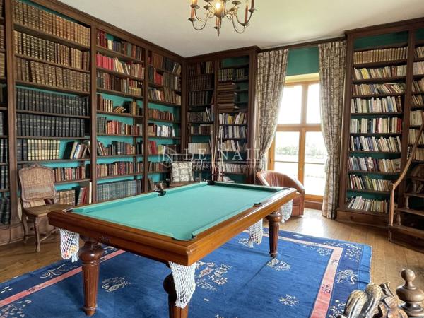 Magnifique château ISMH en Champagne, à vendre