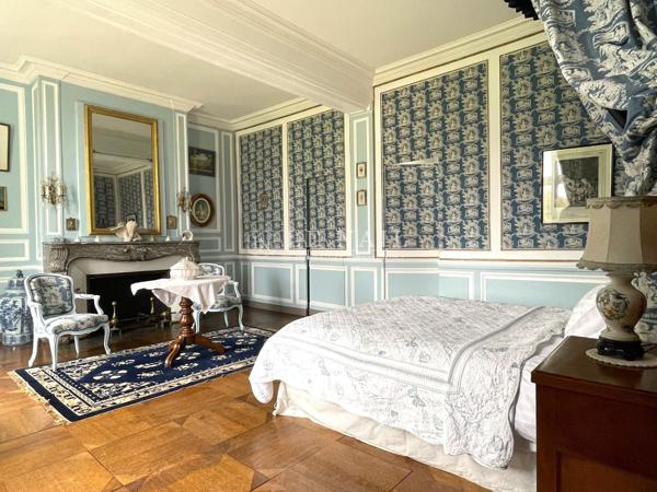 Magnifique château ISMH en Champagne, à vendre