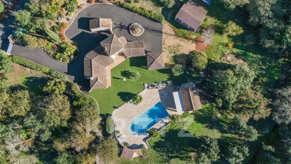 Magnifique propriété proche Sainte-Maxime