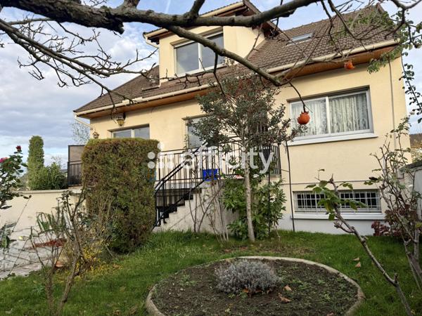 Maison 8 pièces - 132 m² Bien prestige