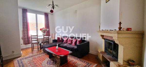 Charmante Maison à Vendre à Saulnières - Exclusivité Guy Hoquet!