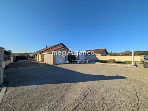 Maison à Lagnieu, 01150 - 4 pièces 190m²