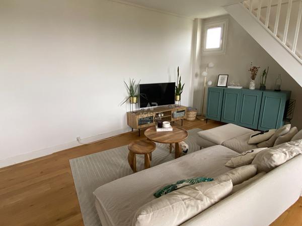 Appartement Maisons Laffitte 3 pièce(s)

Loyer € 1 350/mois charges comprises **

- Ref : 4269