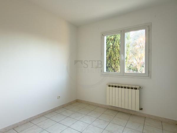 Maison de 63m2 avec garage et terrain de 393m2 à Privas
