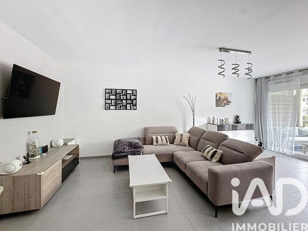 Appartement à vendre 4 pièces 81 m² Reignier-Ésery