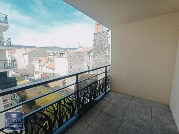 Appartement à louer 3 pièces 62.77m²