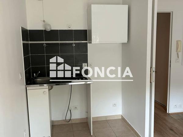 Location Studio 18.4 m² - 152 RUE GEORGES CARRE Vitry Sur Seine 94400