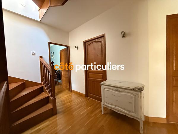 Vente Maison200 m² - 10 Pièces - SAINT MELOIR DES ONDES (35350)