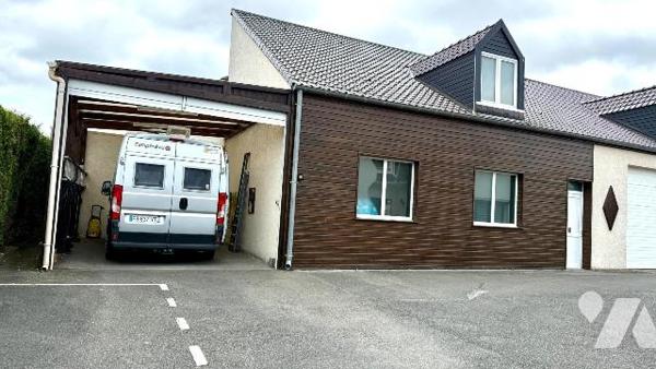 Maison à Vendre à Hazebrouck en EXCLUSIVITE chez votre notaire

Cette maison d'une surface ha...