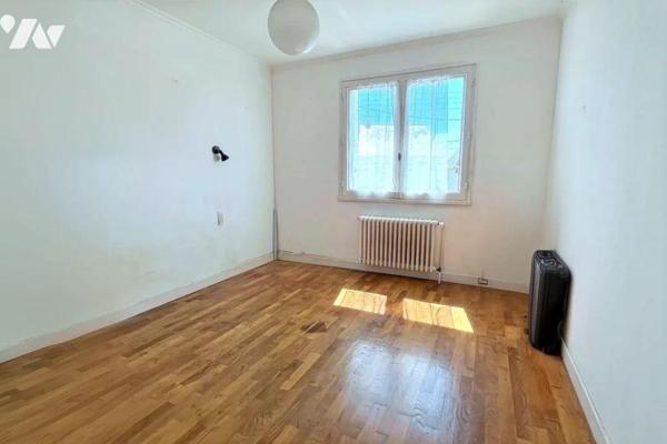 BAISSE DE PRIX! VITRE - Quartier de la Hodeyère

Découvrez cette agréable maison de 81 m², su...