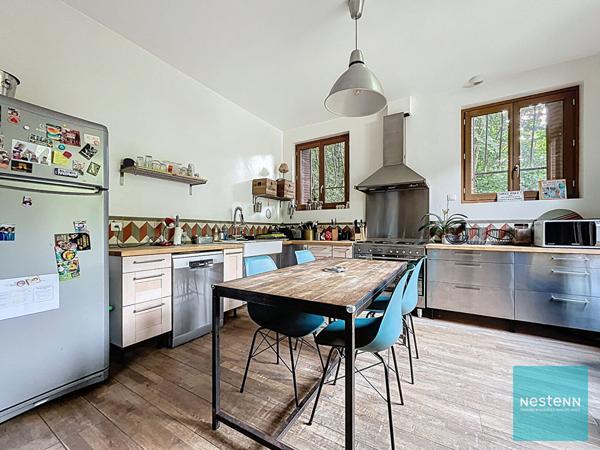 Amboise, maison de charme des années 30 sur parc arboré de 2500m²