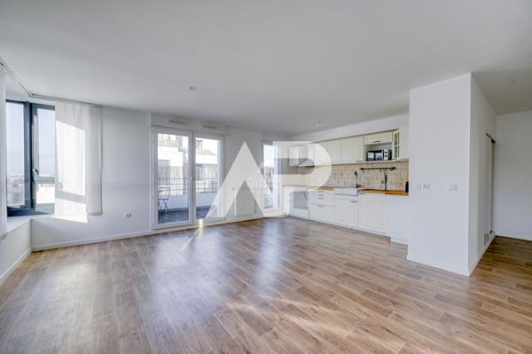 Appartement Nanterre 4 pièce(s) 76 m2 Loyer 1 620 €/mois charges comprises **  - Référence  15483