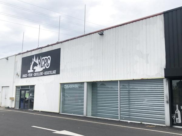 Quimper (29000) LOCAL COMMERCIAL A GOURVILY