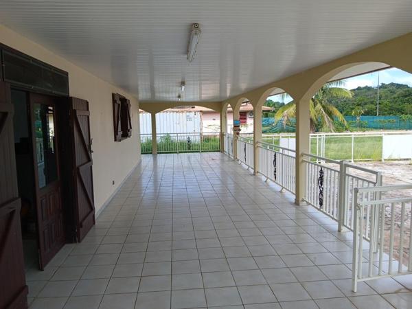 Maison à MACOURIA, 97355 - 5 pièces 114m²