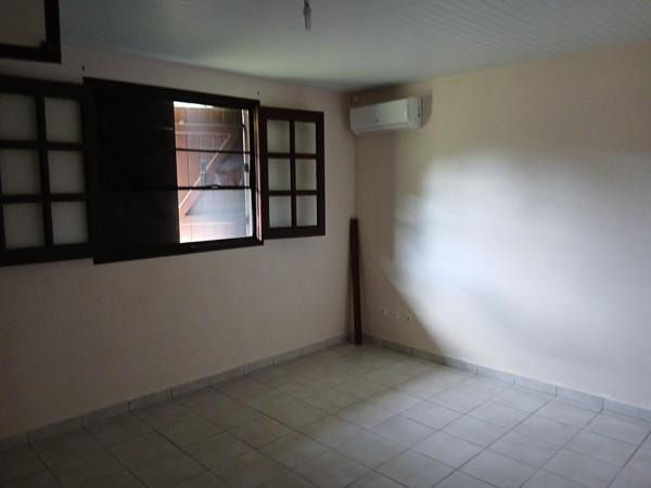 Maison à MACOURIA, 97355 - 5 pièces 114m²