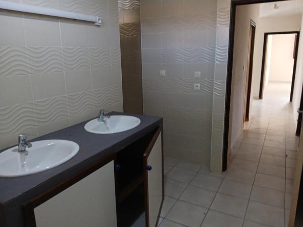 Maison à MACOURIA, 97355 - 5 pièces 114m²