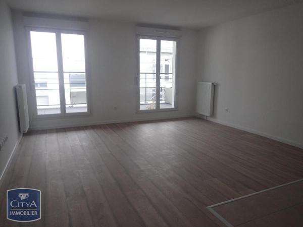 Appartement à louer 4 pièces 79.37m² Viry-Châtillon (91170)