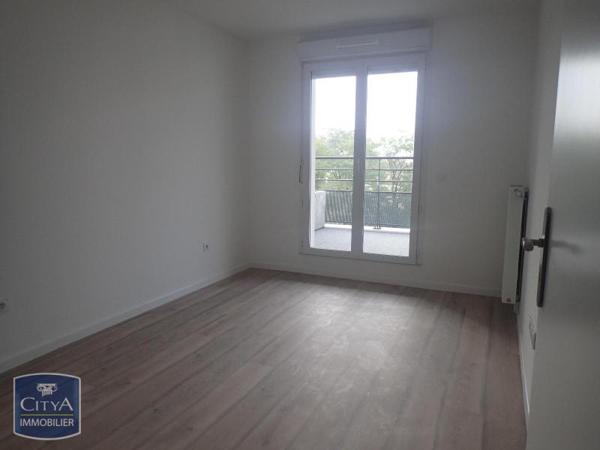 Appartement à louer 4 pièces 79.37m² Viry-Châtillon (91170)