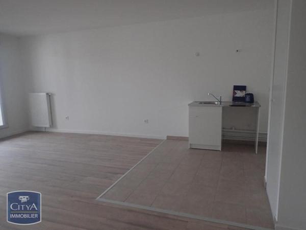 Appartement à louer 4 pièces 79.37m² Viry-Châtillon (91170)