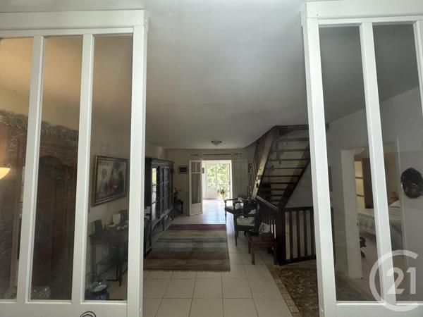 Maison à vendre  6 pièces - 202 m2 ST DENIS - 974