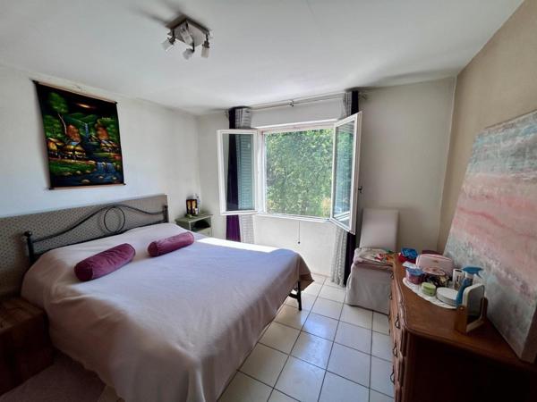 Maison à GRIMAUD, 83310 - 6 pièces 110m²