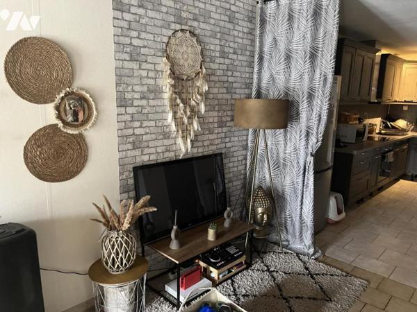 Maison à usage d'habitation 