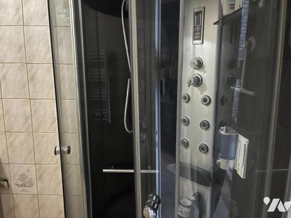 Maison à usage d'habitation 