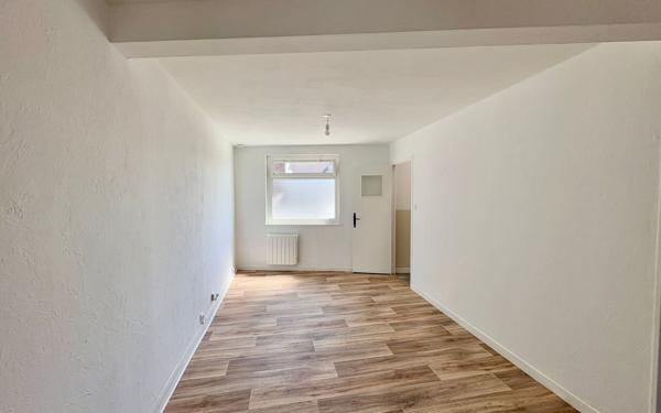 Immeuble à vendre    4 pièces • 105 m2 Coulogne