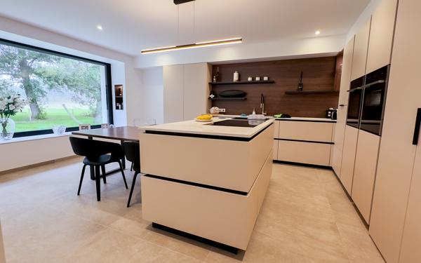 VILLA D'EXCEPTION - 277m2 - 6 CHAMBRES ET VUE IMPRENABLE SUR LE GOLF DES PINS D'HARDELOT