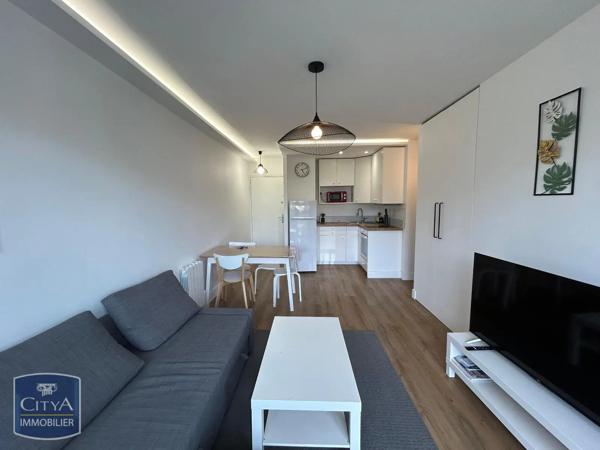 Appartement à louer 2 pièces 34.99m² Trouville-sur-Mer (14360)