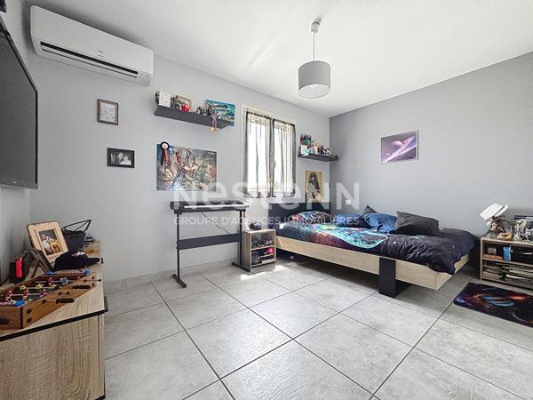 Agréable Maison 4 pièce(s) 97 m2 avec piscine