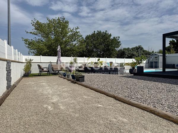 Agréable Maison 4 pièce(s) 97 m2 avec piscine