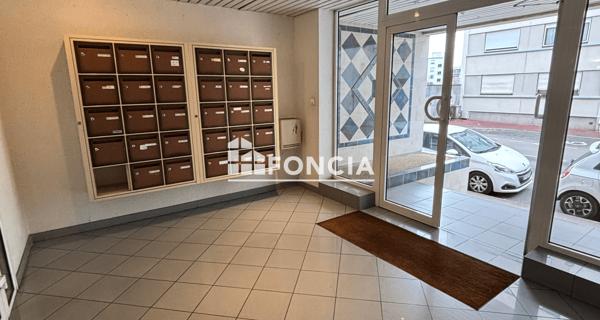À vendre Studio 26.76 m² - Limoges 87000