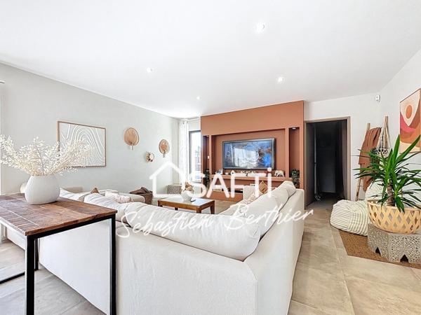 Villa contemporaine de 2023 – 140 m² habitables – Terrain 732 m² avec piscine – 5 min de Lavaur