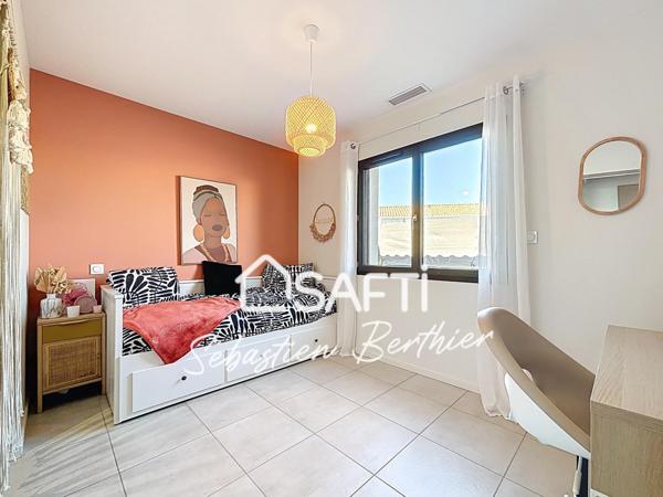 Villa contemporaine de 2023 – 140 m² habitables – Terrain 732 m² avec piscine – 5 min de Lavaur