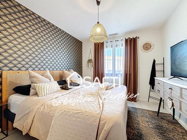 Villa contemporaine de 2023 – 140 m² habitables – Terrain 732 m² avec piscine – 5 min de Lavaur