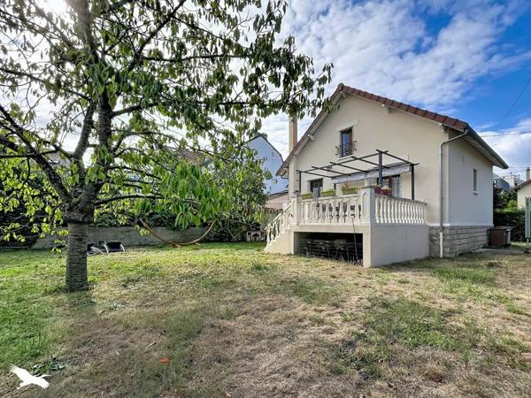 Maison 617 730 € Sartrouville 5 p 115 m² DPE D
