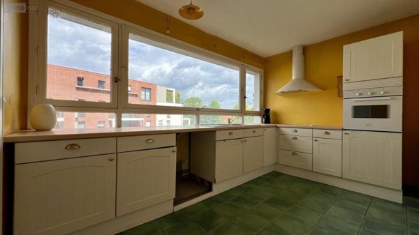 Appartement à vendre à Marcq en Baroeul dans le Nord (59700), ref : VA1925-59028