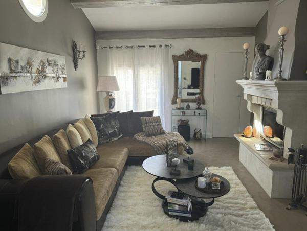 Maison de caractère avec vue panoramique dégagée