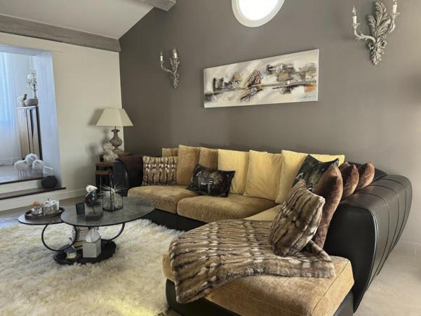 Maison de caractère avec vue panoramique dégagée